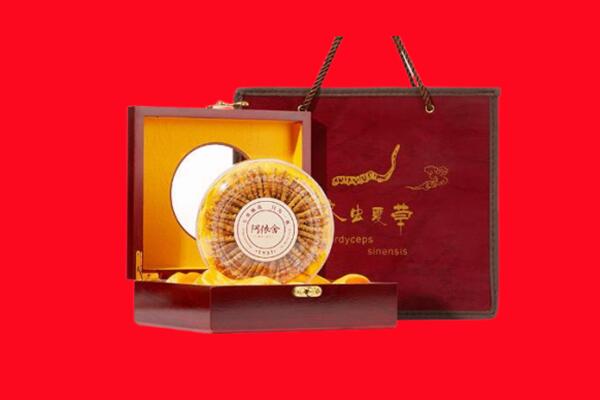 海东市民和回收冬虫夏草.jpg